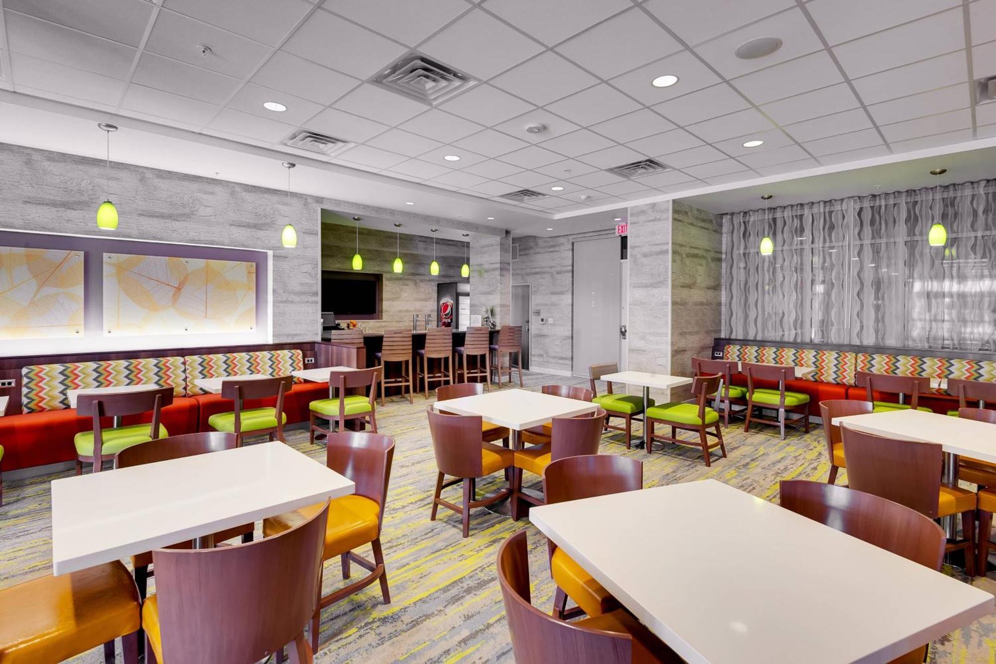 Fairfield Inn & Suites By Marriott Chicago Schaumburg Exterior photo
